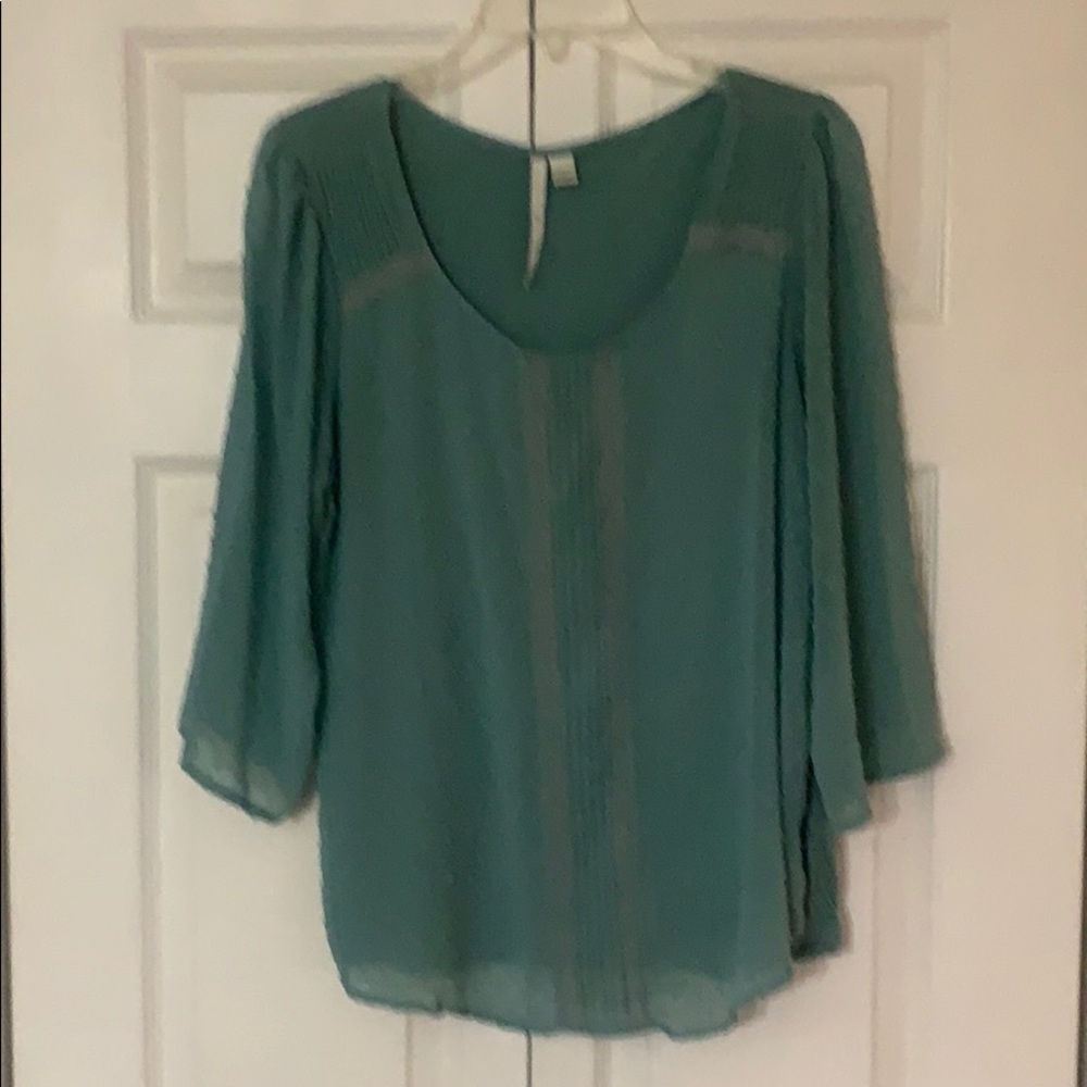 Lauren Conrad top Size L